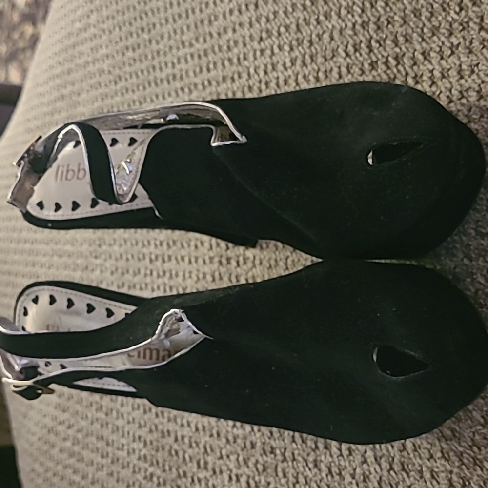 Platform Libby Edelman heels